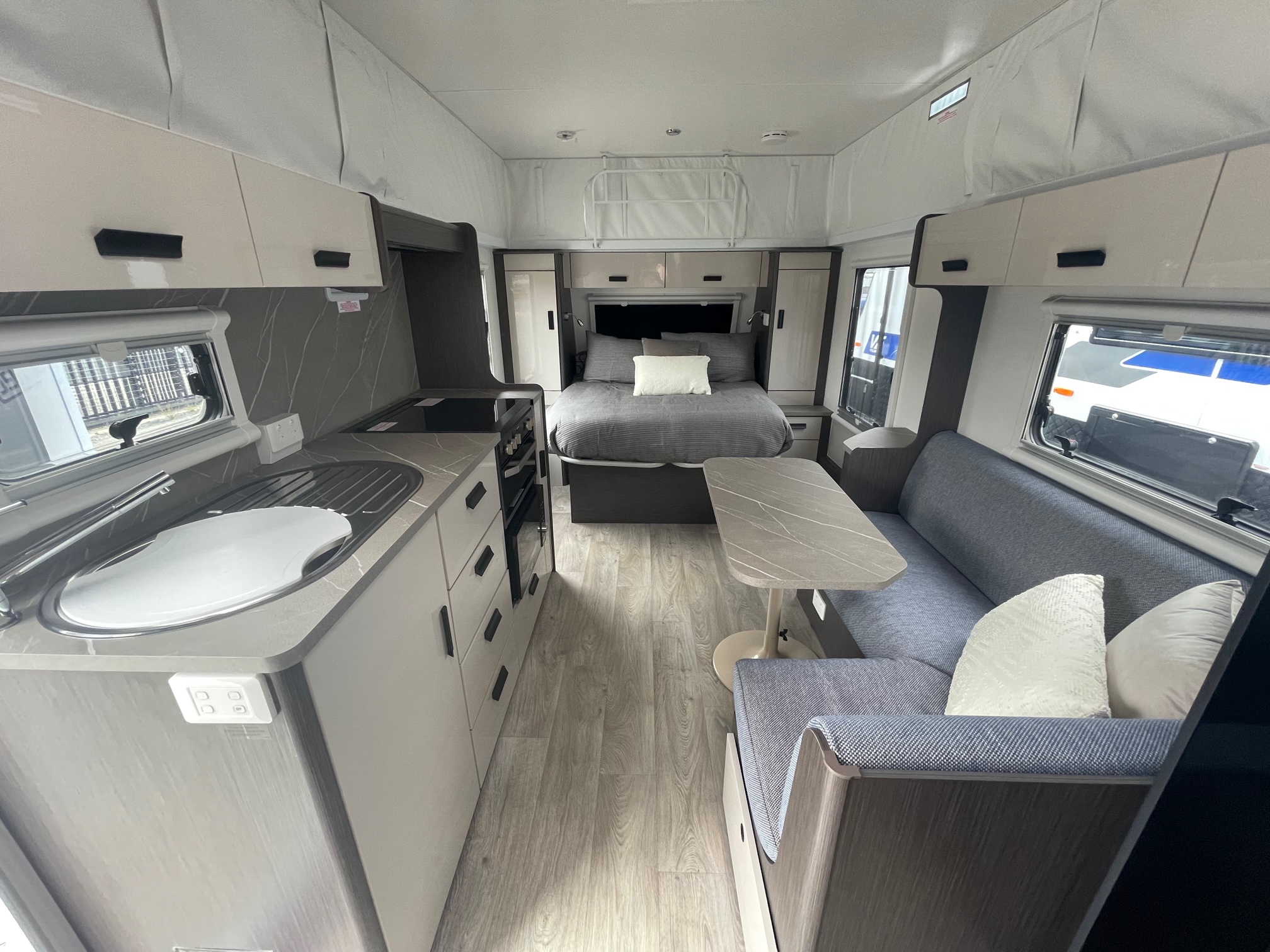 2021 jayco journey 17.55 8