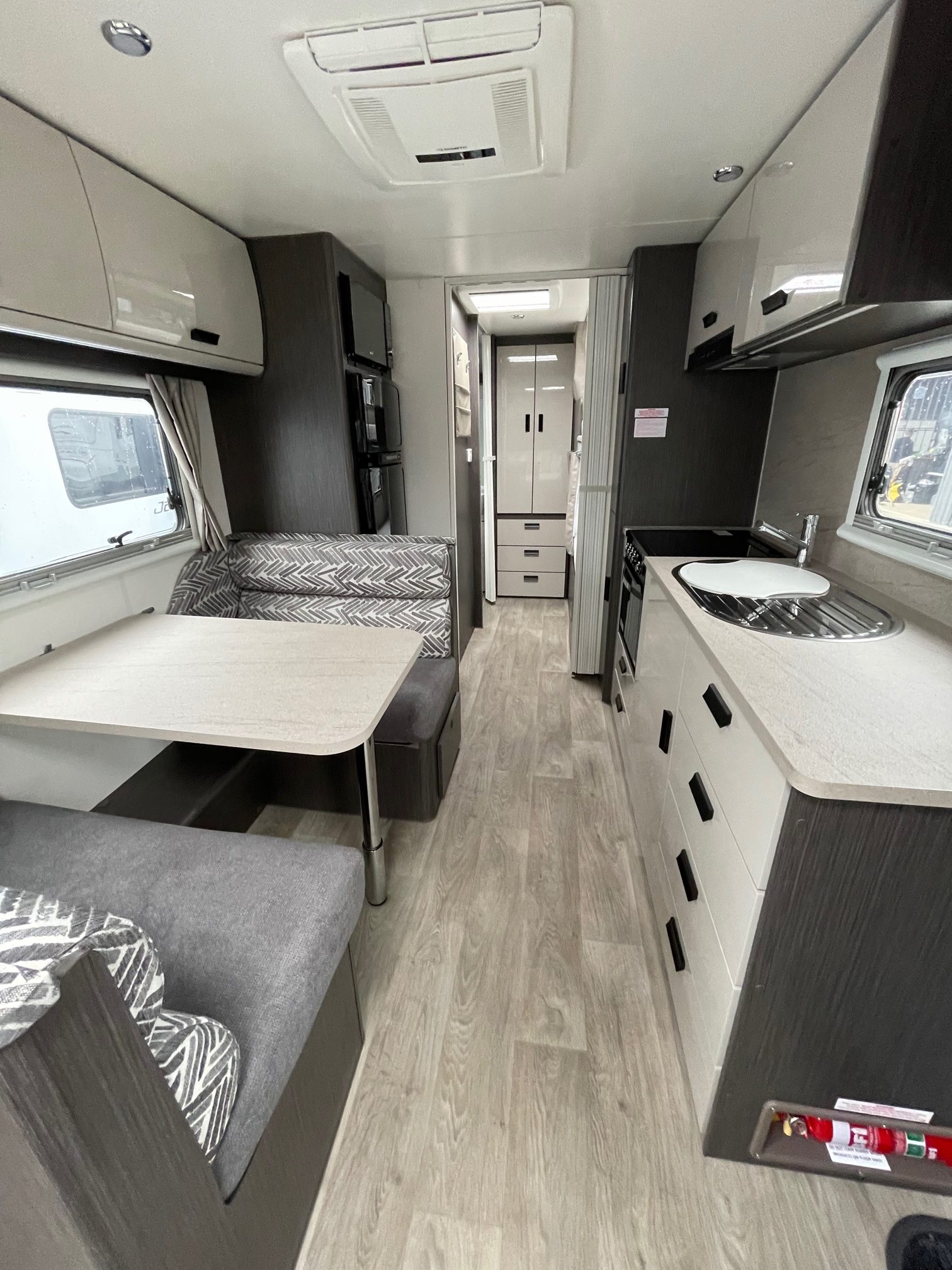 jayco journey triple bunk ensuite